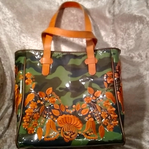 Consuela Tote Bag - Picture 1 of 10